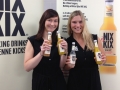 Kersten & Julia of Nix & Kix Cayenne drinks1220