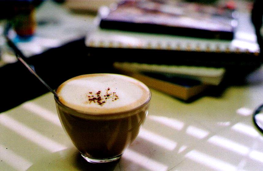 UK coffee bar market still growing despite recession