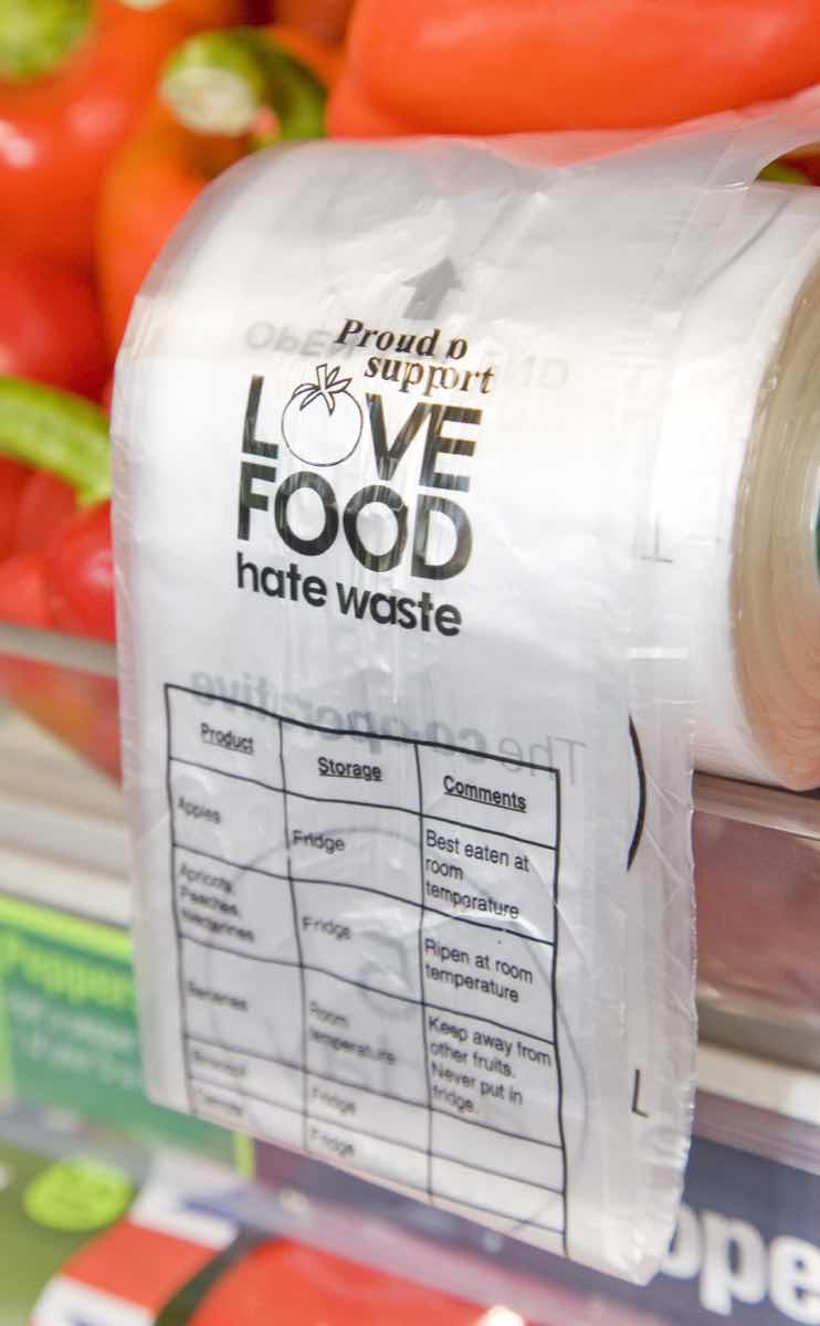 'Love food hate waste' bags consumers with a conscience
