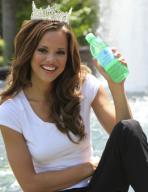 Miss America promotes biodegradable bottles
