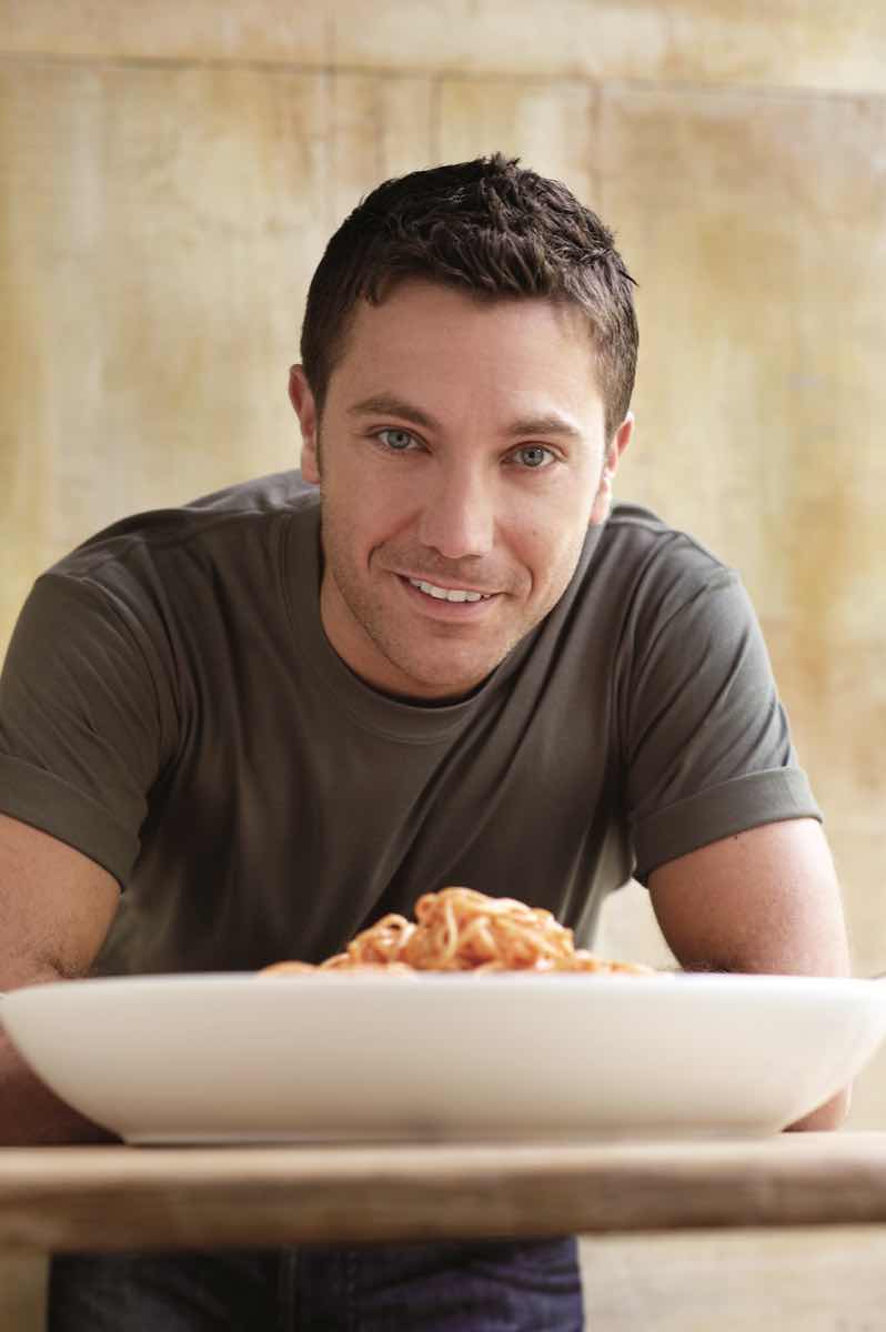 Gino D’Acampo partners with school catering firm