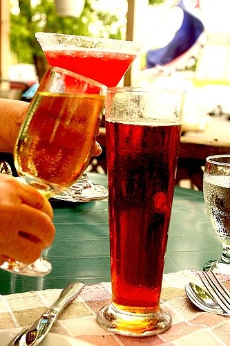Australians should cut alcohol intake, says study