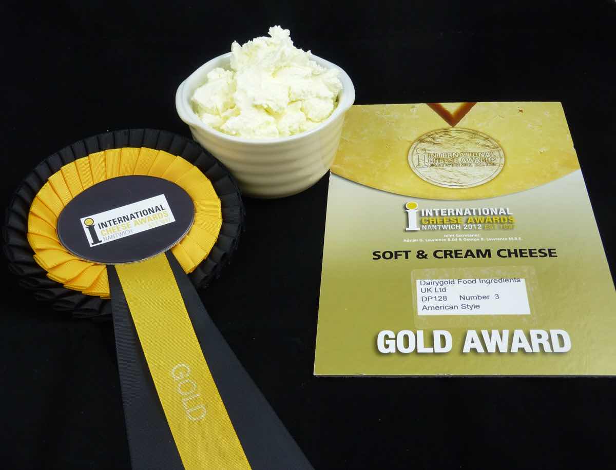 Dairygold Scoops nine awards at international cheese show