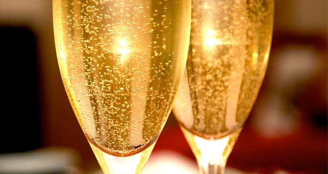 Brits drinking more sparkling wine than ever, says Vinexpo