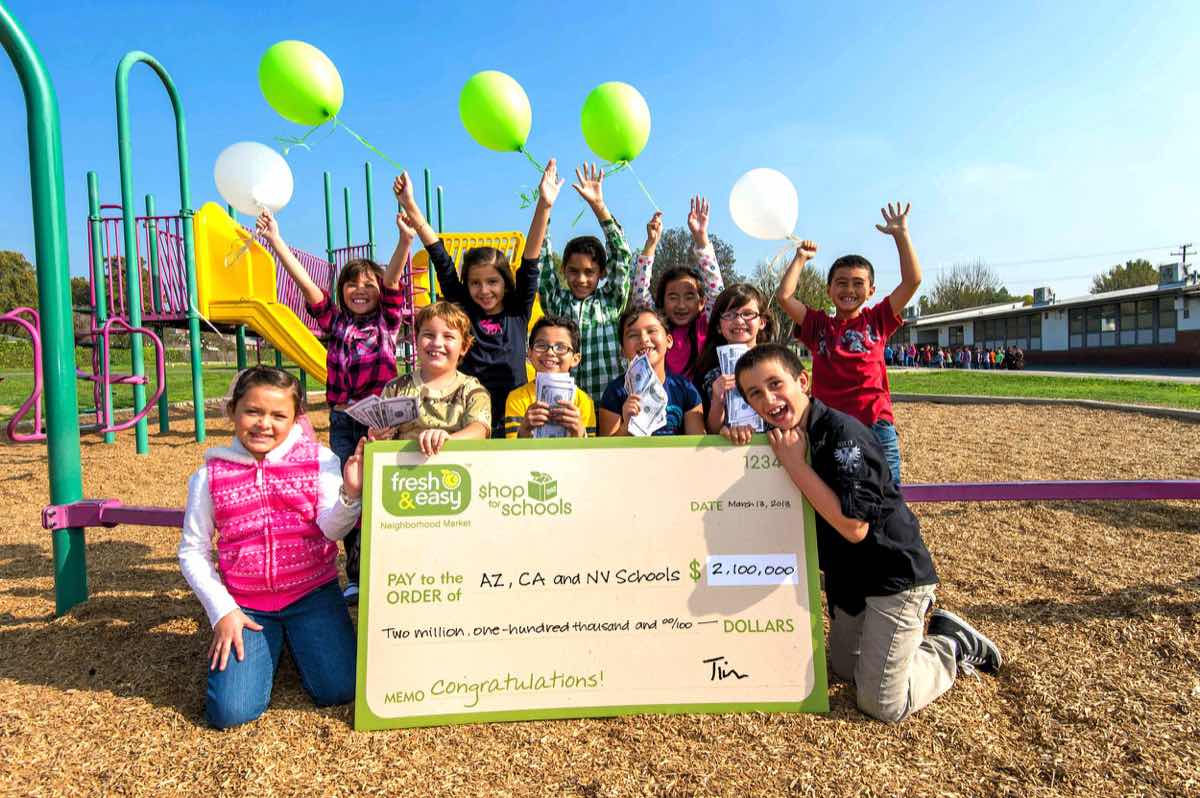 Fresh & Easy gives more than $2.1m to US schools