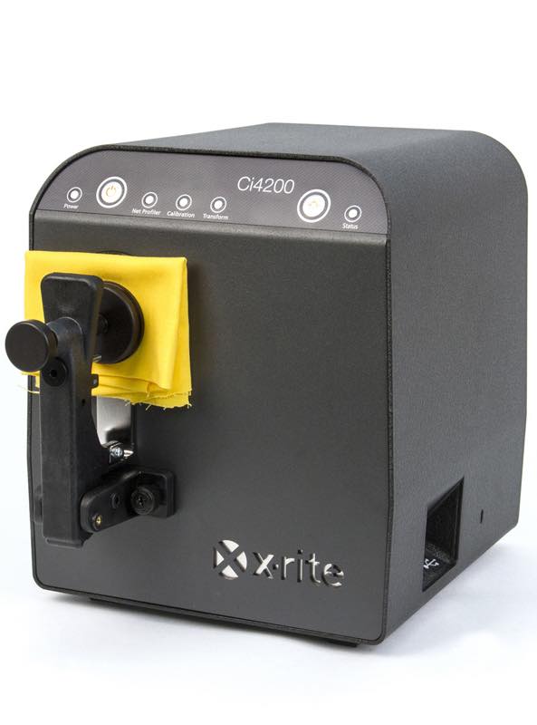 Ci4200 compact spectrophotometer by X-Rite Pantone