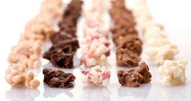 Whey protein isolate milk chocolate pieces by Herza Schokolade