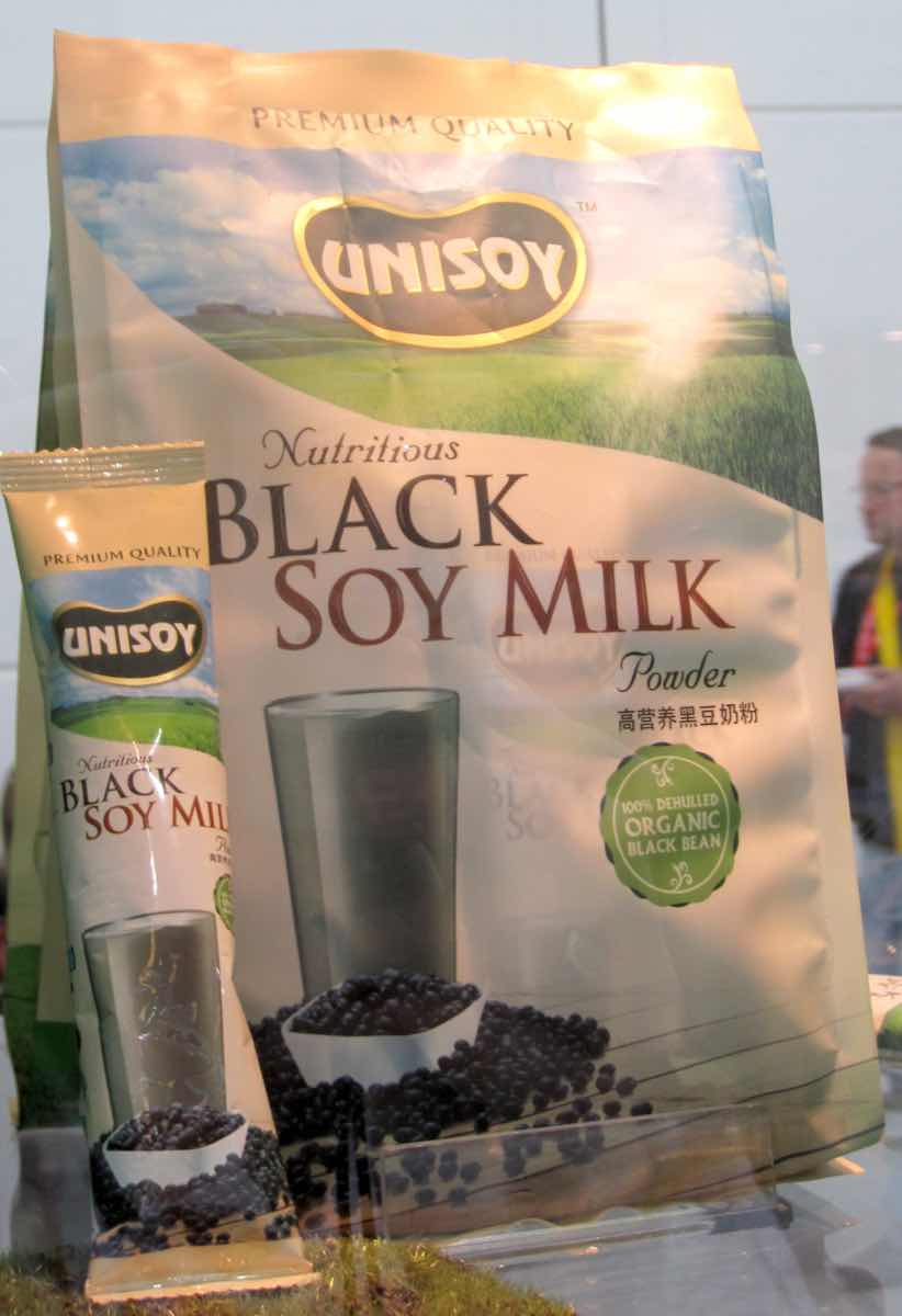 Black soy milk powder