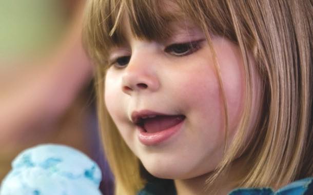 Suncream Dairies launches Bubblegum flavour ice cream using spirulina blue