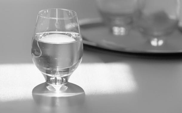60% of UK population drinks just one glass of water a day