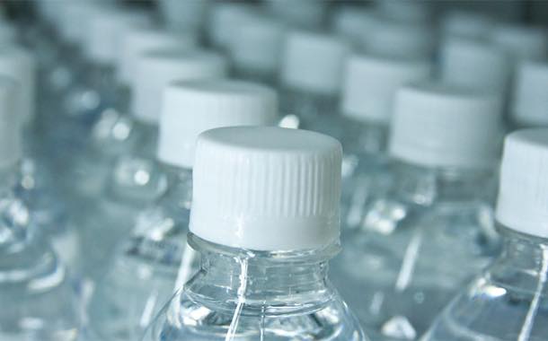 Bottled water 'to overtake fizzy drinks' in the US by 2017 – study