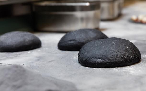 Gourmet pizzeria offers pizza made from activated charcoal