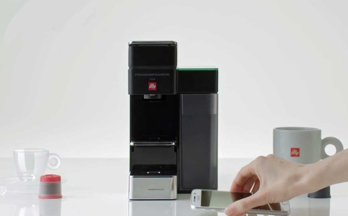 illy manufactures a self-ordering coffee machine