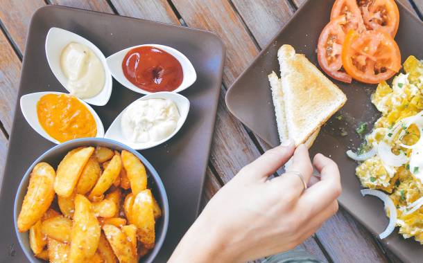 Young Brits 'avoid eating out' for fear of inflaming a food allergy