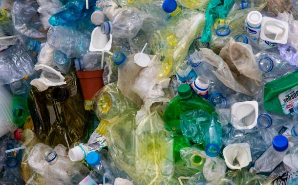 WHO demands more research into microplastics and reduction in plastic pollution