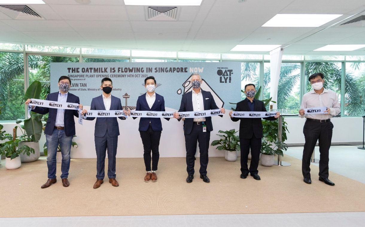 Yeo's and Oatly announce official opening of oat milk facility
