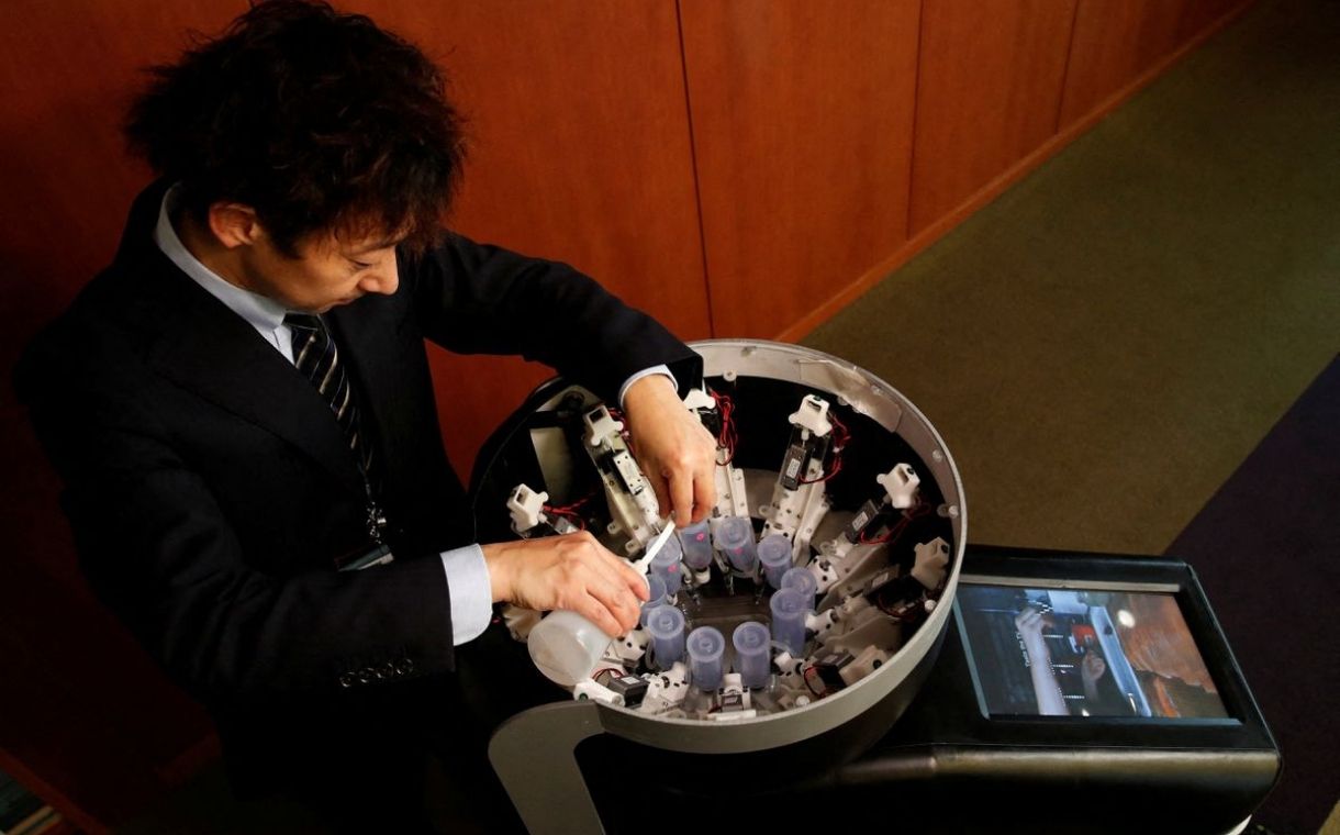 Japanese professor creates multi-sensory TV viewing experience - <i>Reuters</i>
